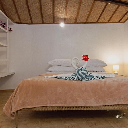 Ralph'S Place Balabag  Экстерьер фото