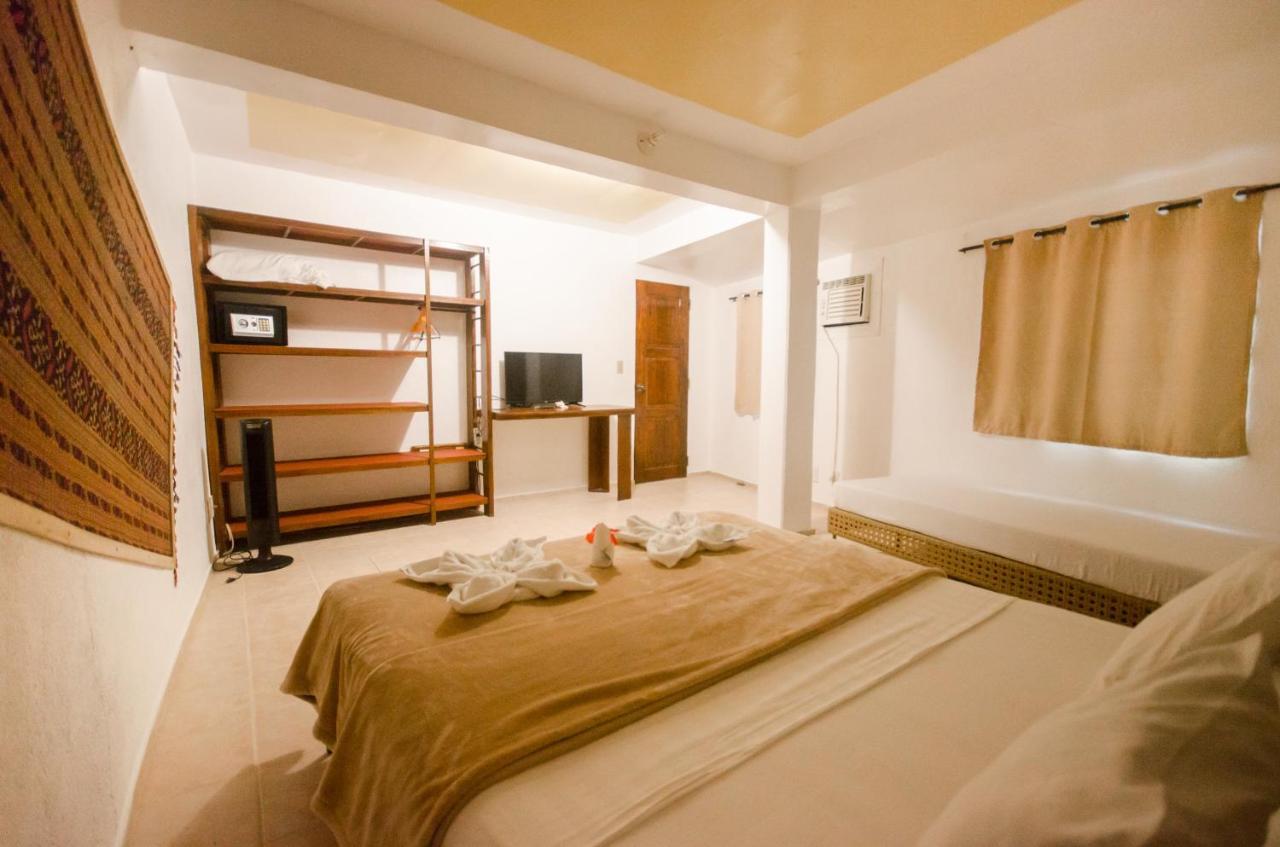 Ralph'S Place Balabag  Экстерьер фото